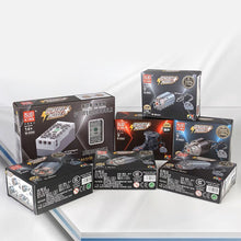 Load image into Gallery viewer, Mould King 6 channels Powered Module, STEM toys power functions Battery Box, building blocks DIY assembly toys, creative engineering blocks educational toy battery hub